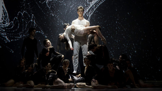 Budapesti Bemutató - A halál és a lányka